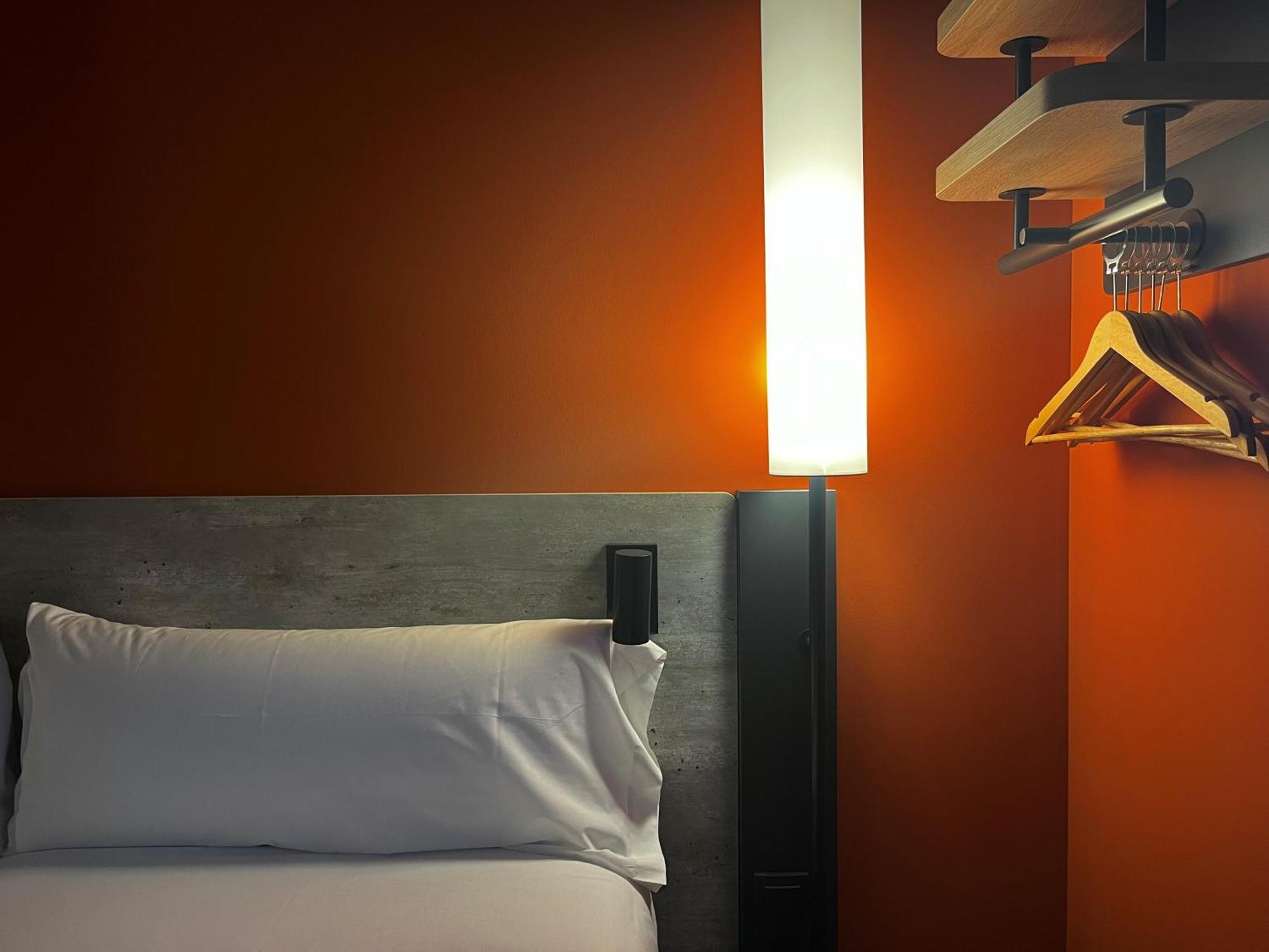 Ibis Budget Madrid Aeropuerto المظهر الخارجي الصورة