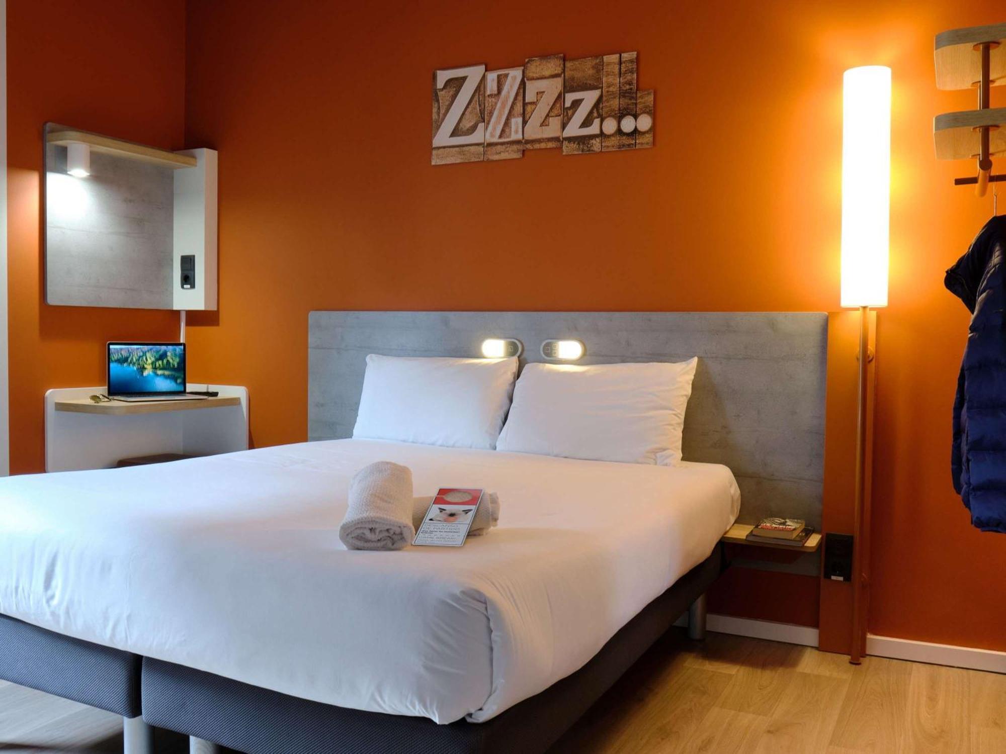 Ibis Budget Madrid Aeropuerto المظهر الخارجي الصورة