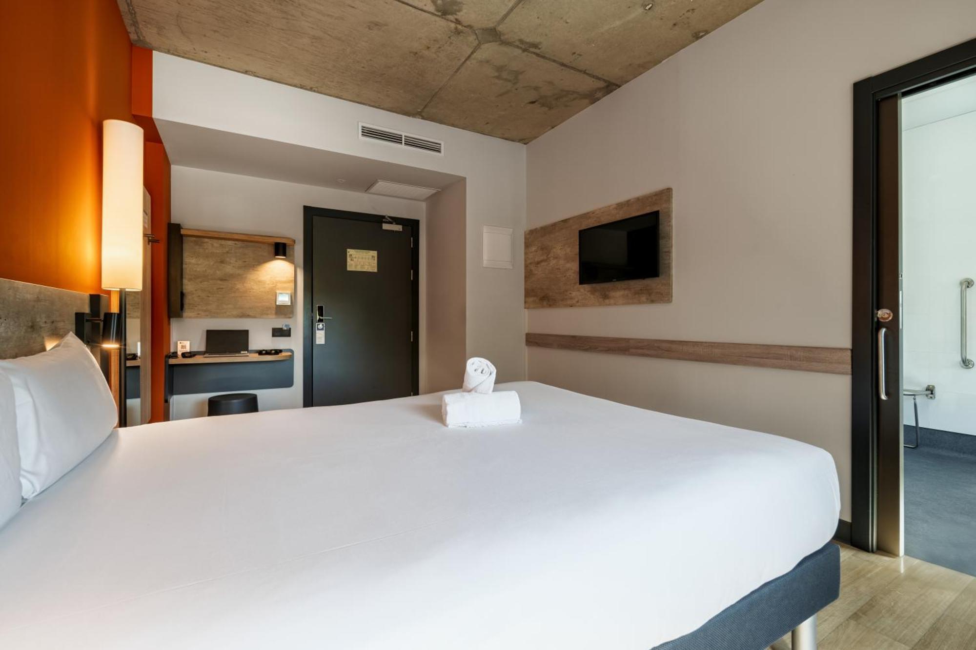 Ibis Budget Madrid Aeropuerto المظهر الخارجي الصورة